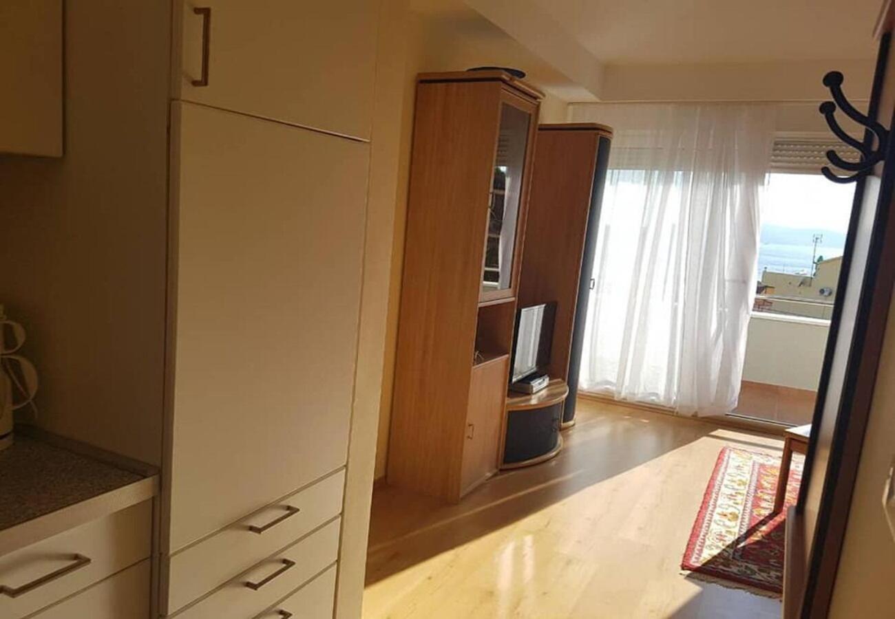 Apartments Javi - Free Private Parking Trogir Kültér fotó