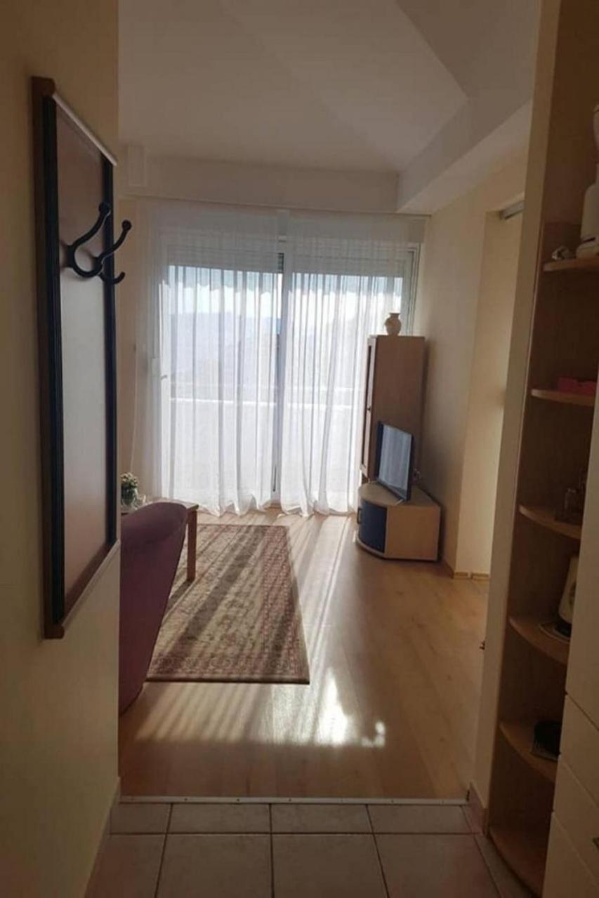 Apartments Javi - Free Private Parking Trogir Kültér fotó