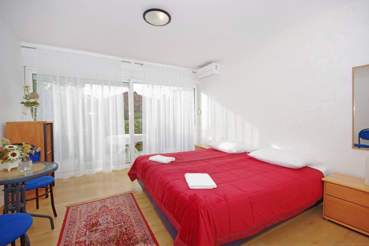 Apartments Javi - Free Private Parking Trogir Kültér fotó
