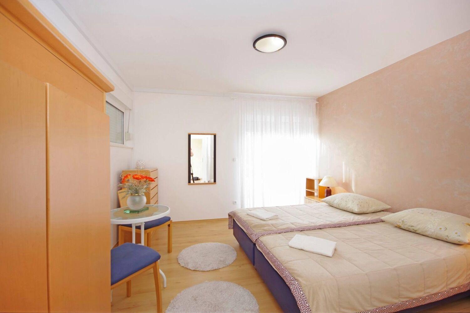Apartments Javi - Free Private Parking Trogir Kültér fotó